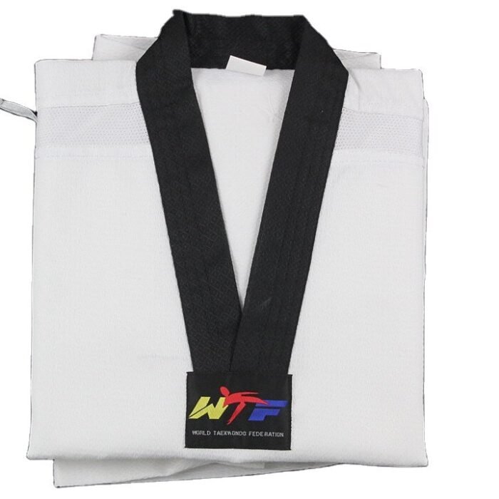 بدله ‏تايكوندو أبيض